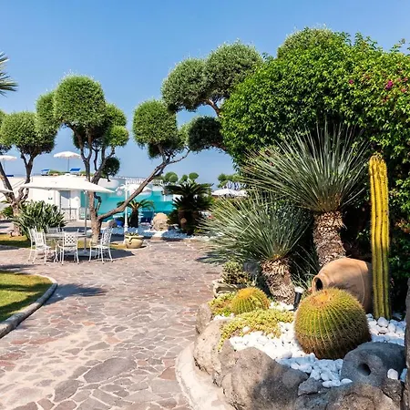 Hotell Zaro
